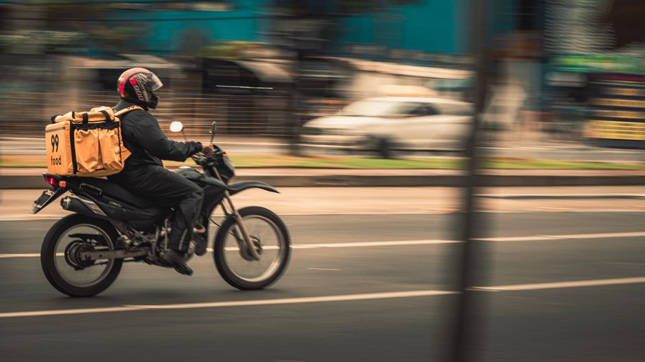 Delivery Riders in Cape Town Need Safe Places to Stop and Rest